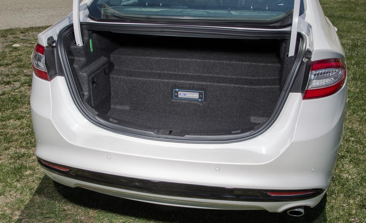 Ford Fusion Trunk Dimensions