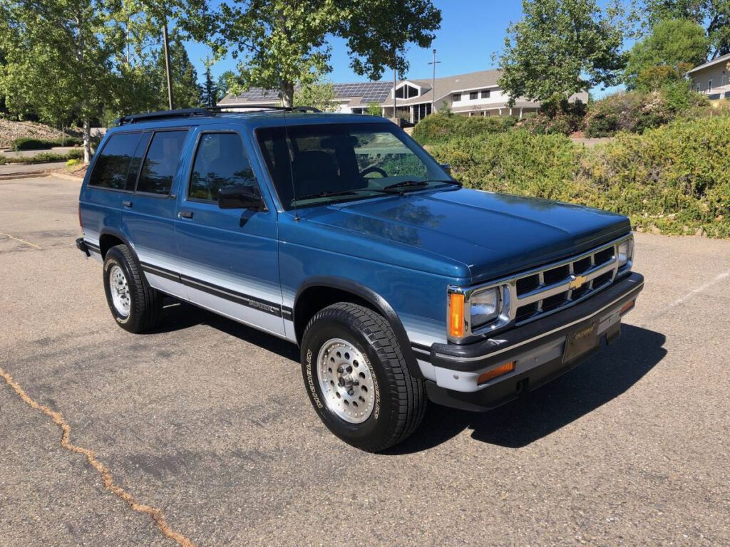 1994 Chevrolet S-10 Blazer Tahoe LT 4WD with 118k Miles - Klipnik